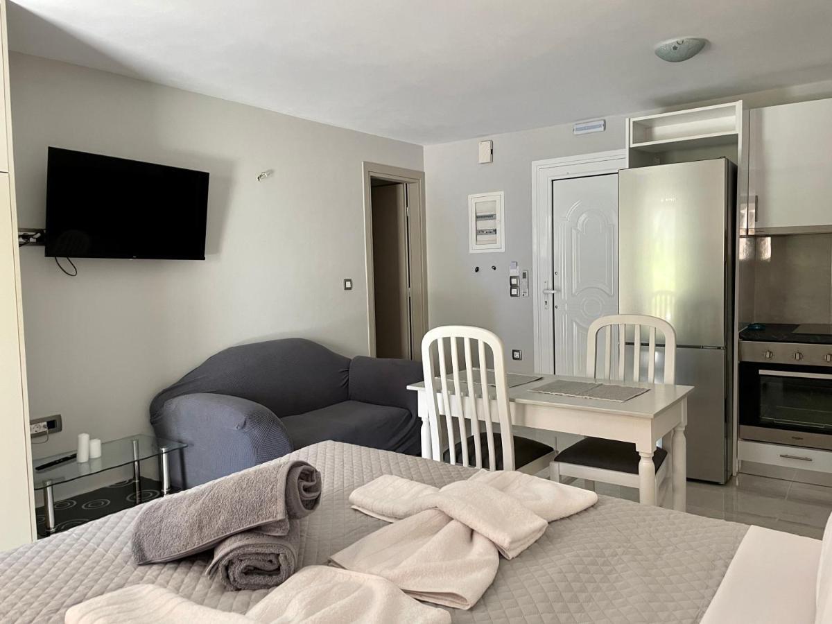 Arian Apartments Argostoli  Luaran gambar