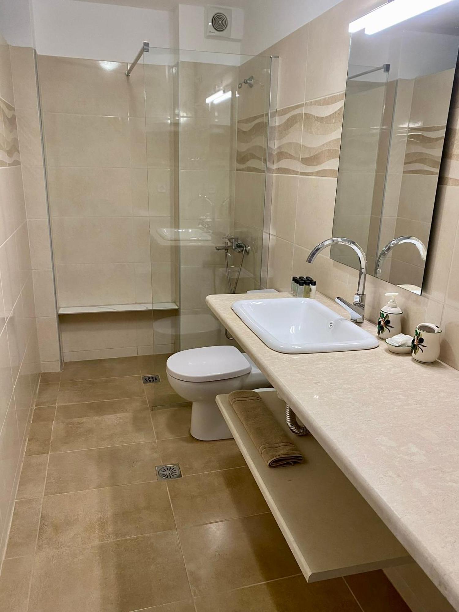Arian Apartments Argostoli  Luaran gambar
