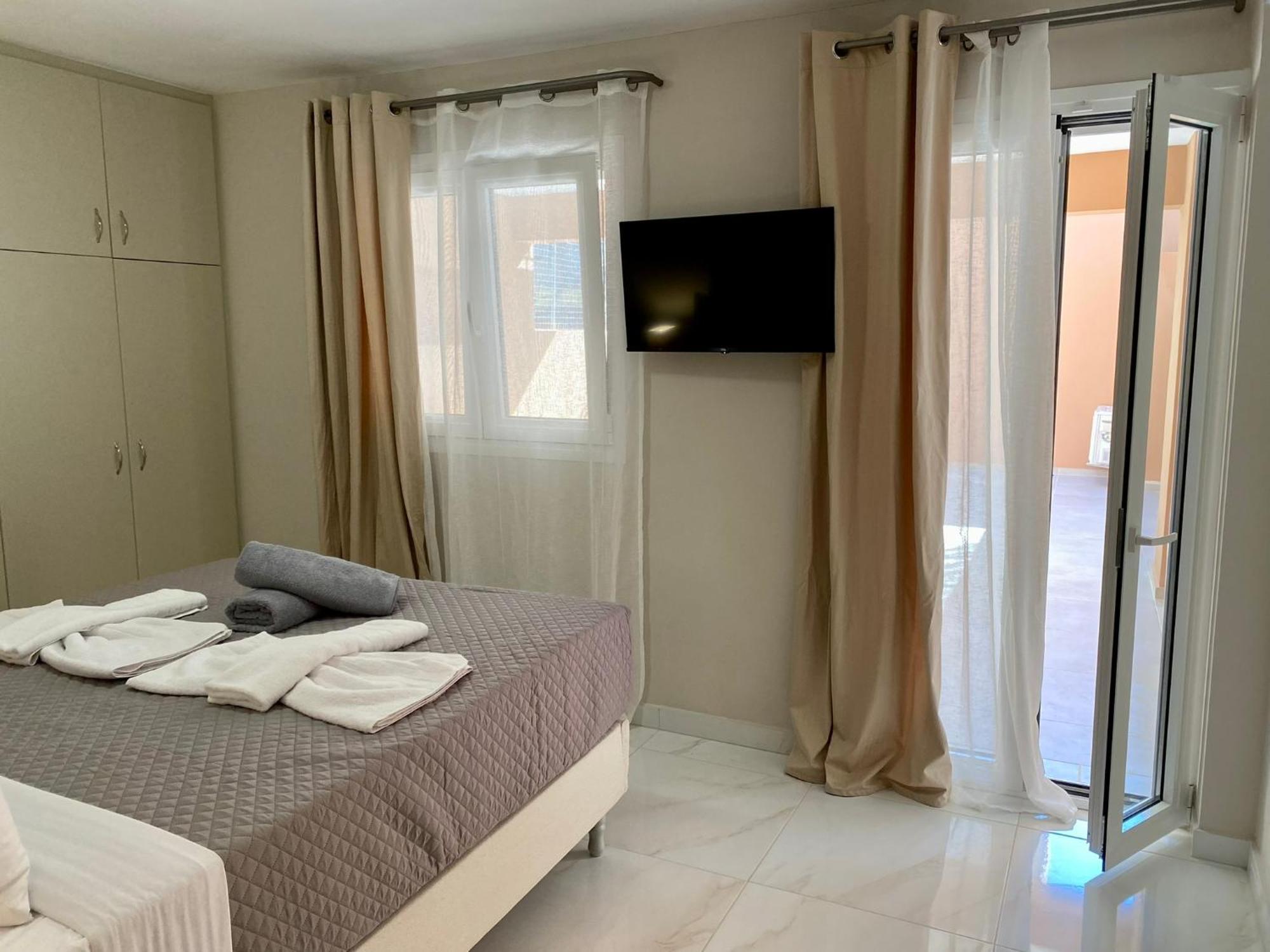 Arian Apartments Argostoli  Luaran gambar